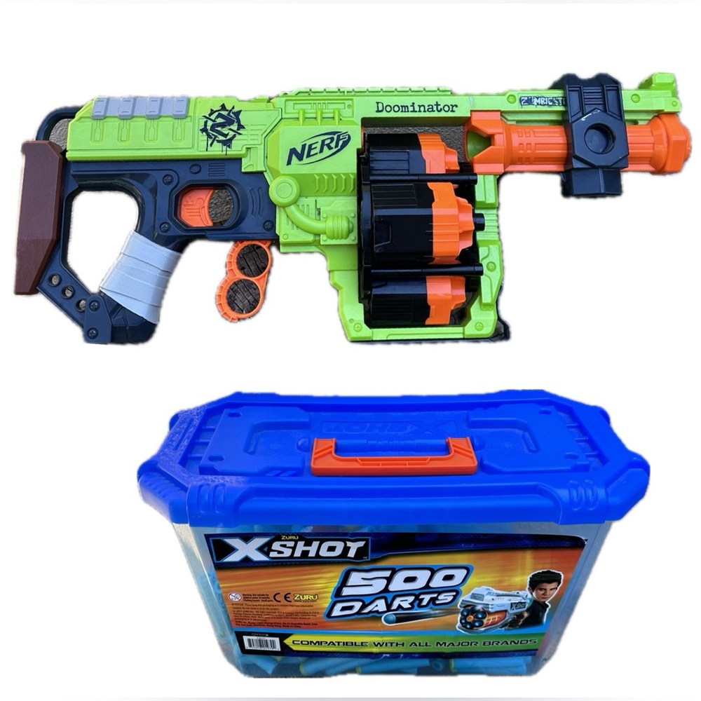 Nerf Zombie Strike Doominator 24 Dart Gun